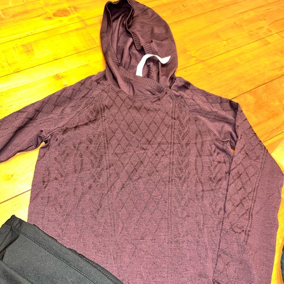 Lululemon NWOT REST LESS HOODED LONG Sleeve size 6 - Picture 4 of 12